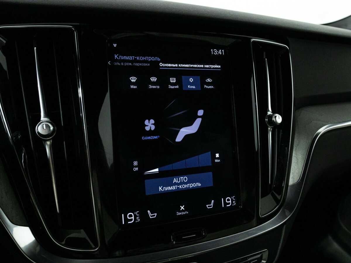 Volvo V60 Cross Country 2019 года с пробегом. Фото: #20