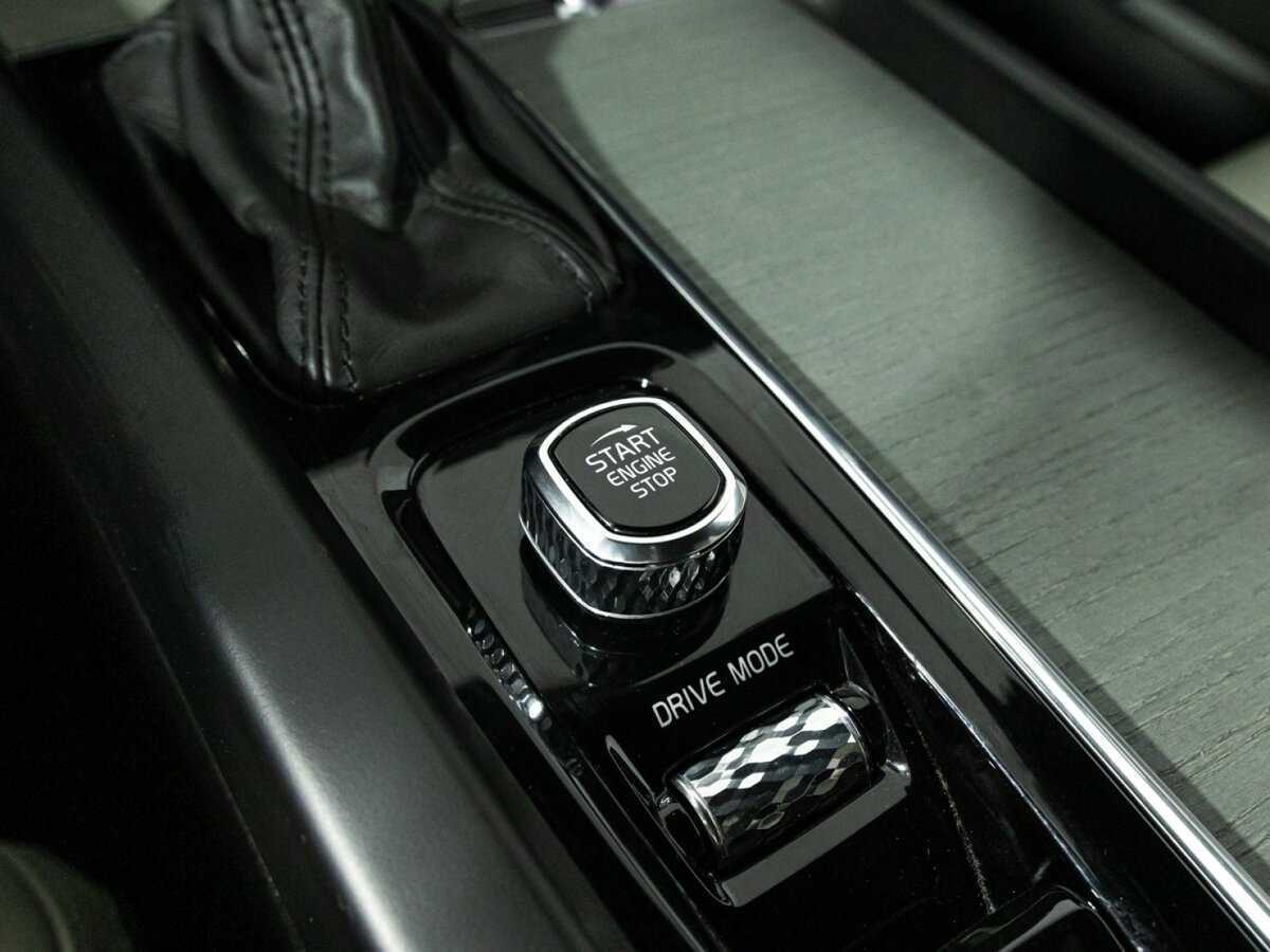 Volvo V60 Cross Country 2019 года с пробегом. Фото: #23