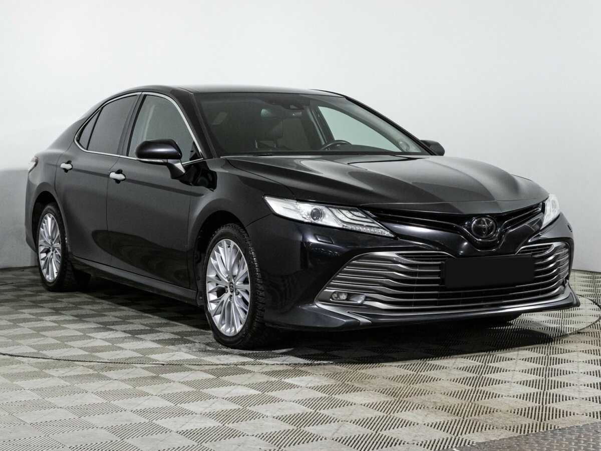 Toyota Camry 2020 года с пробегом. Фото: #2