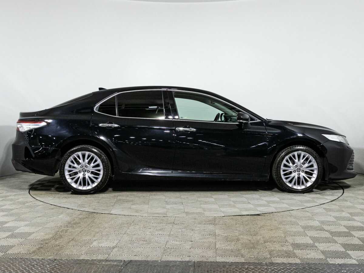 Toyota Camry 2020 года с пробегом. Фото: #3