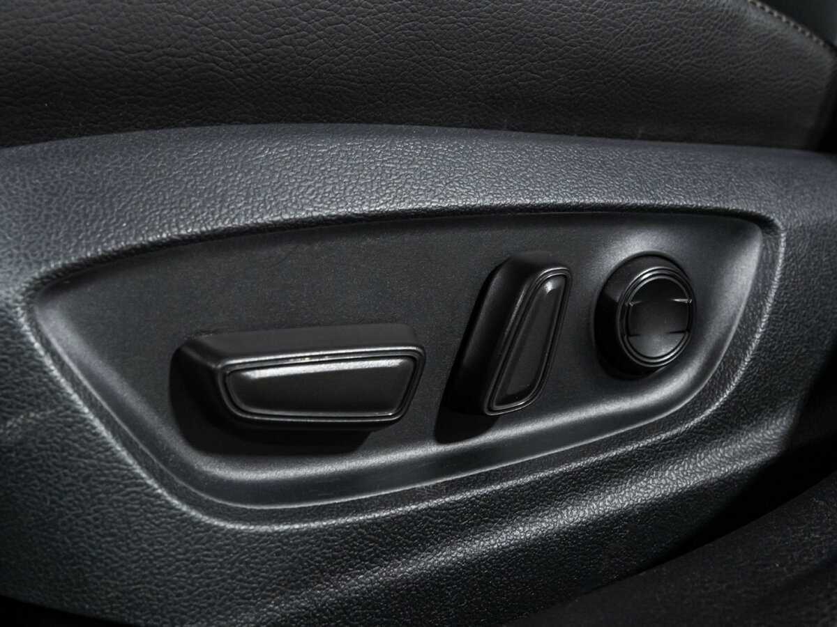 Toyota Camry 2020 года с пробегом. Фото: #14