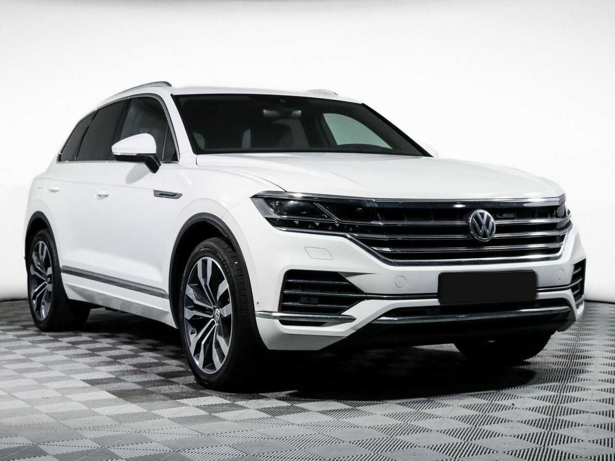 Volkswagen Touareg 2019 года с пробегом. Фото: #2