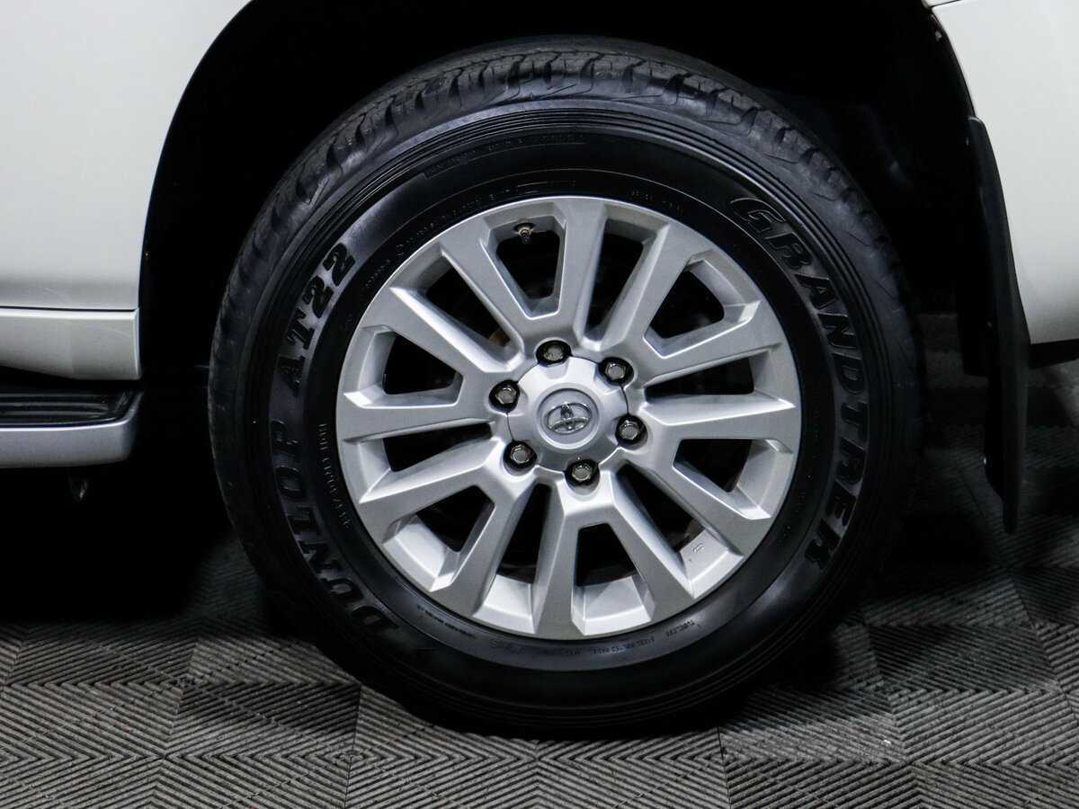 Toyota Land Cruiser Prado 2014 года с пробегом. Фото: #11