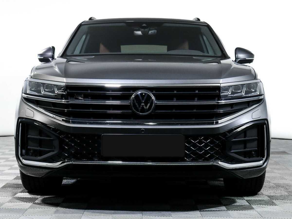 Volkswagen Touareg 2023 года с пробегом. Фото: #1