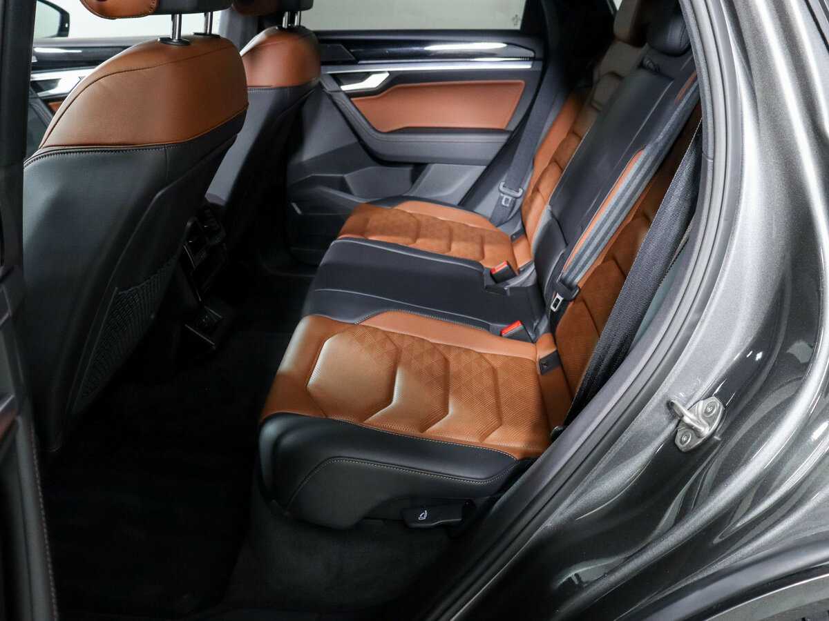 Volkswagen Touareg 2023 года с пробегом. Фото: #9
