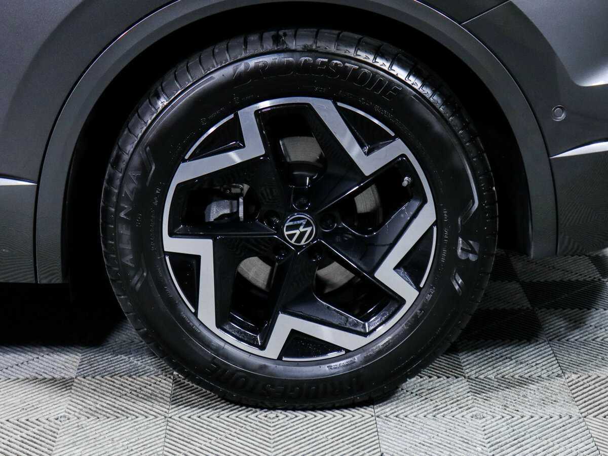 Volkswagen Touareg 2023 года с пробегом. Фото: #14