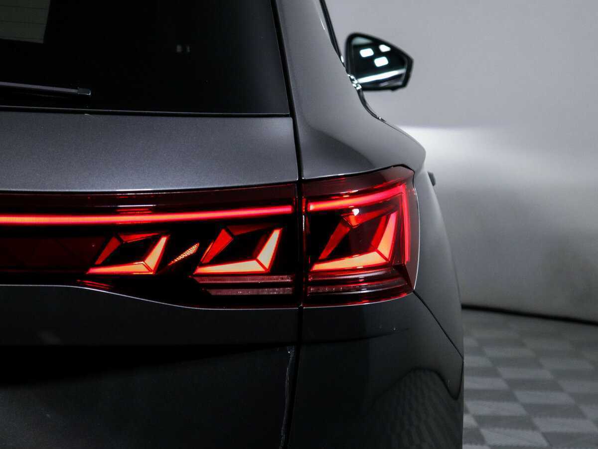 Volkswagen Touareg 2023 года с пробегом. Фото: #20