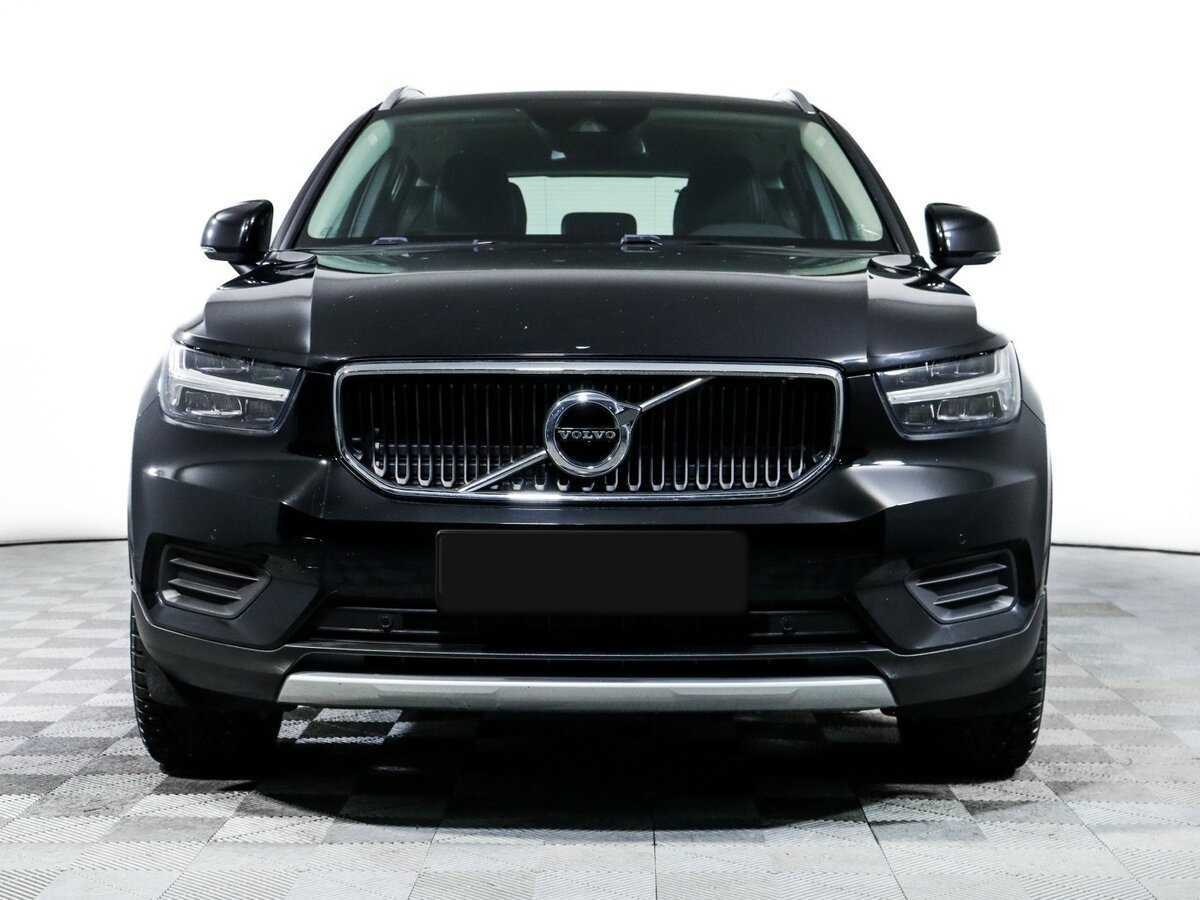 Volvo XC40 2018 года с пробегом. Фото: #1
