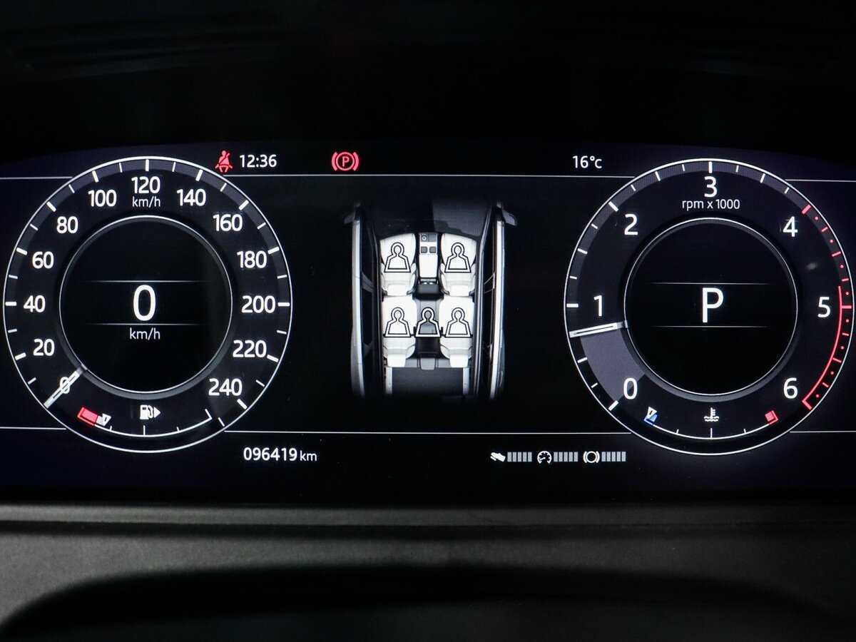 Land Rover Range Rover Velar 2017 года с пробегом. Фото: #7