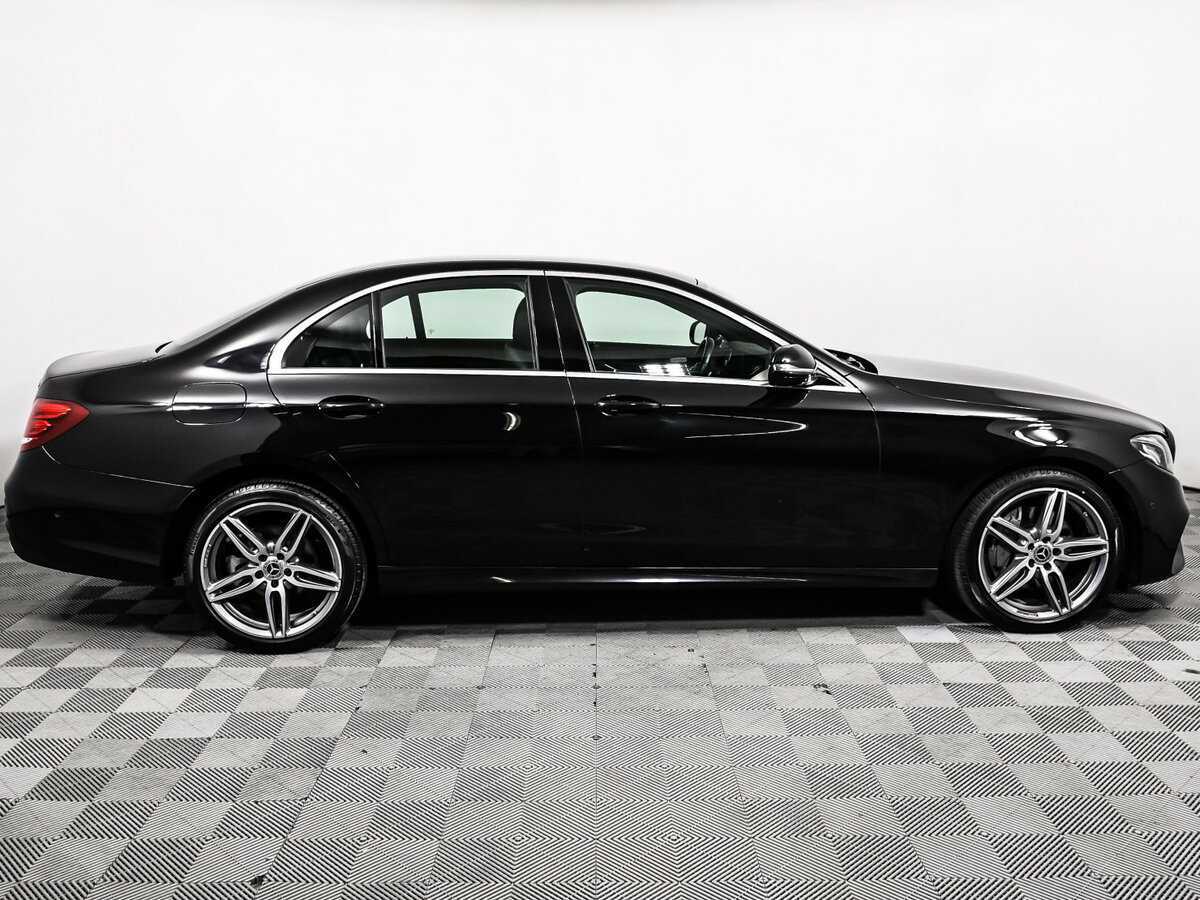 Mercedes-Benz E-Класс 2020 года с пробегом. Фото: #3