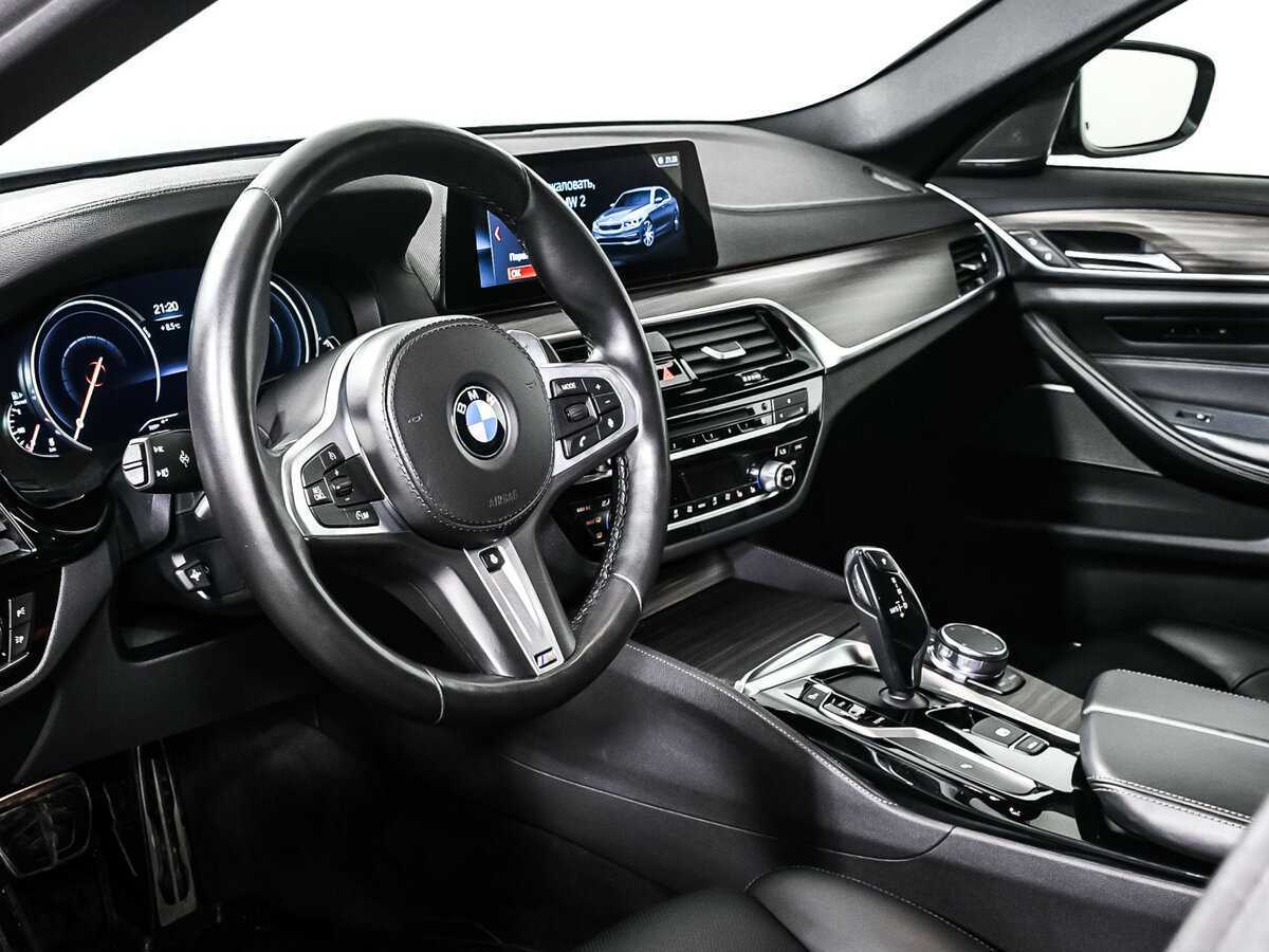 BMW 5 серии 2018 года с пробегом. Фото: #11