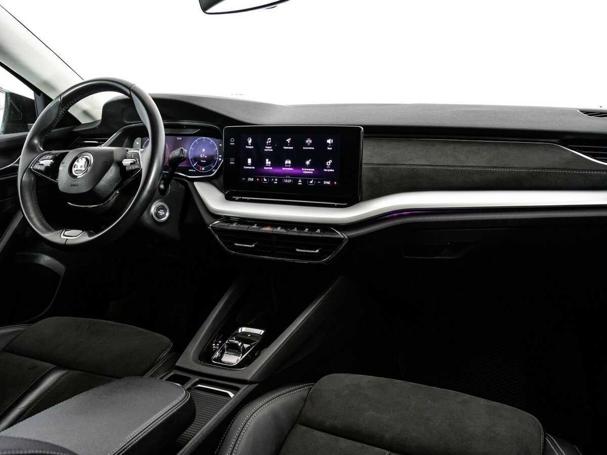 Skoda Octavia 2021 года с пробегом. Фото: #6
