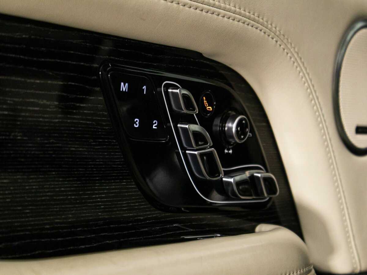 Land Rover Range Rover 2019 года с пробегом. Фото: #30