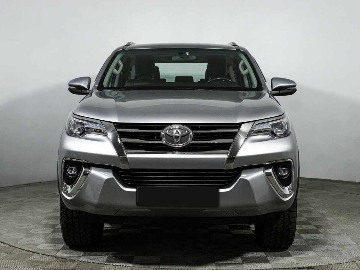 Toyota Fortuner 2017 года с пробегом. Фото: #1