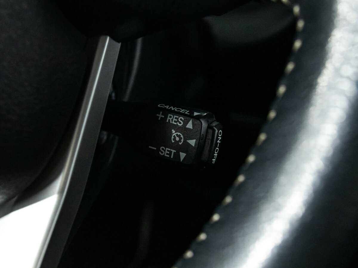 Toyota Fortuner 2017 года с пробегом. Фото: #19