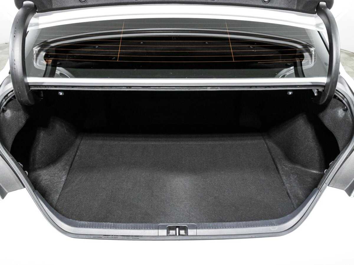 Toyota Camry 2021 года с пробегом. Фото: #13