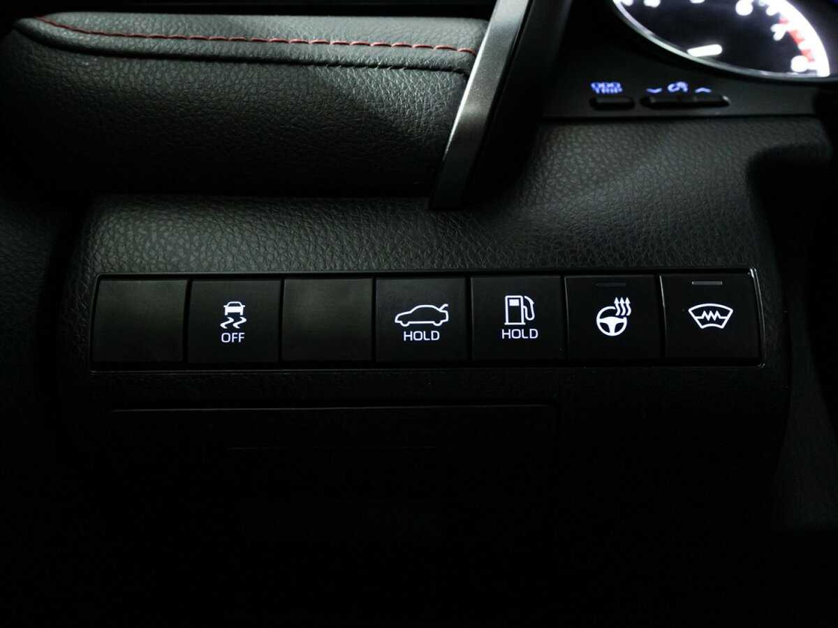 Toyota Camry 2021 года с пробегом. Фото: #21