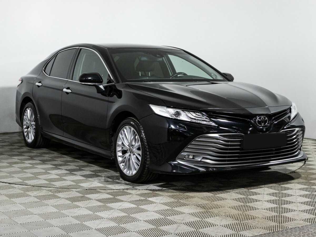 Toyota Camry 2020 года с пробегом. Фото: #2