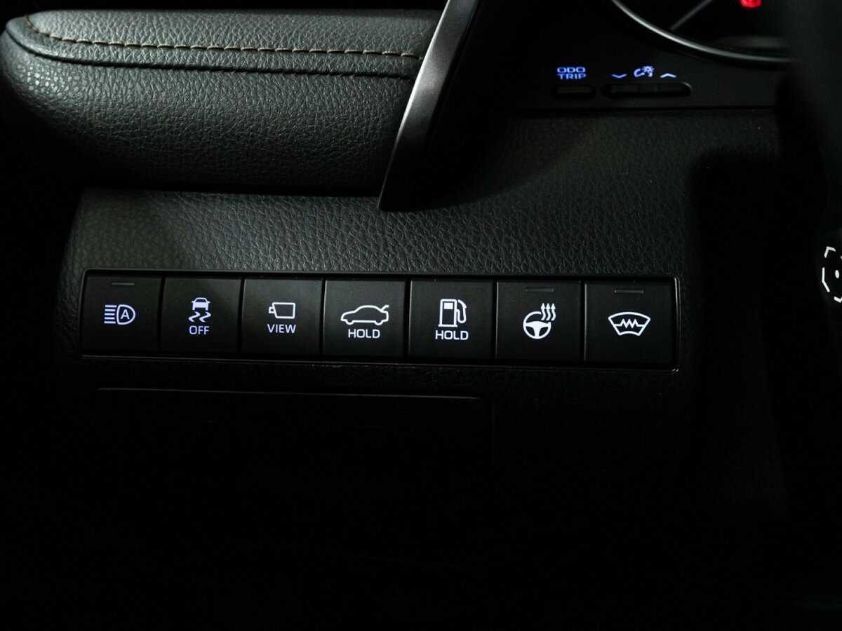Toyota Camry 2020 года с пробегом. Фото: #23