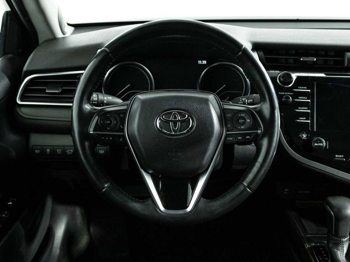 Toyota Camry 2020 года с пробегом. Фото: #25