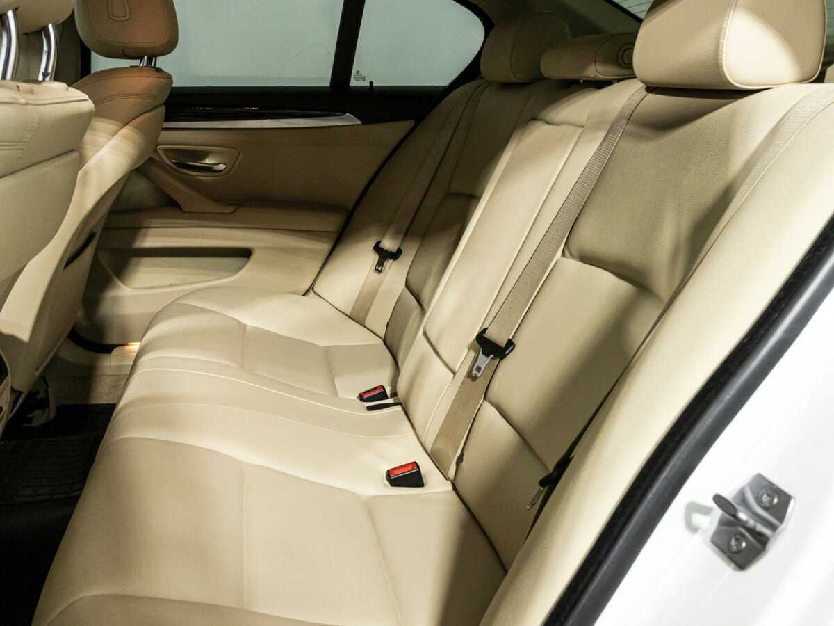 BMW 5 серии 2014 года с пробегом. Фото: #9