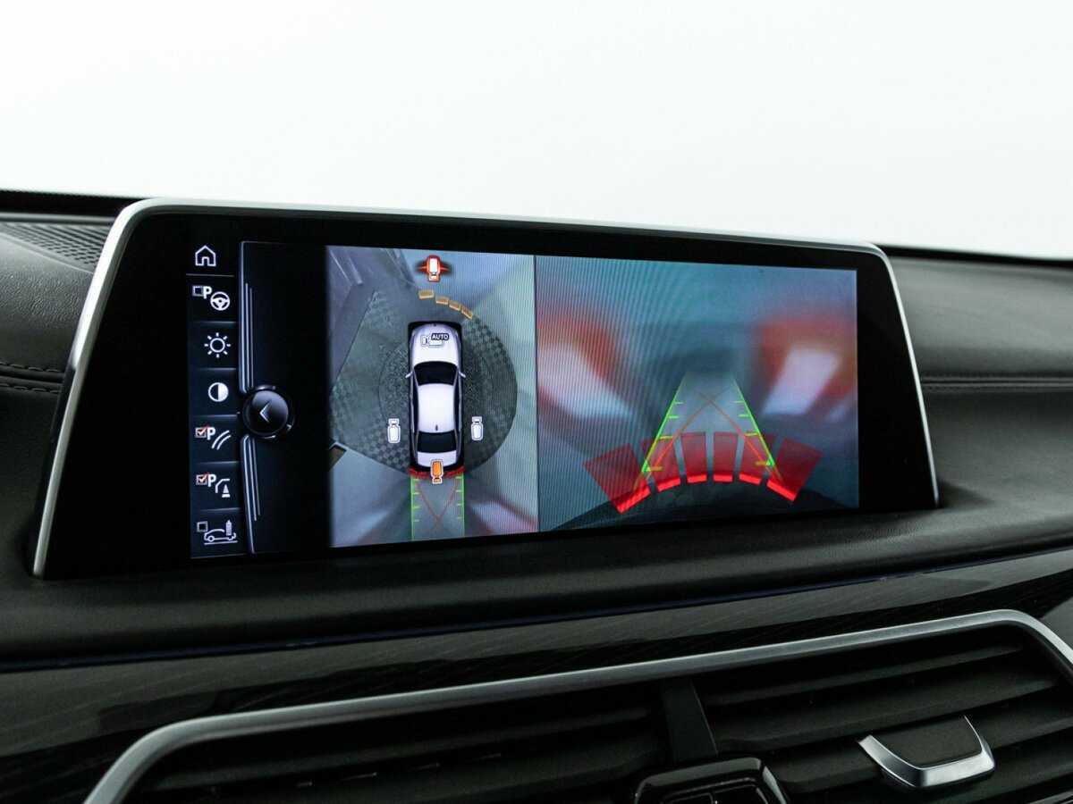 BMW 7 серии 2016 года с пробегом. Фото: #19