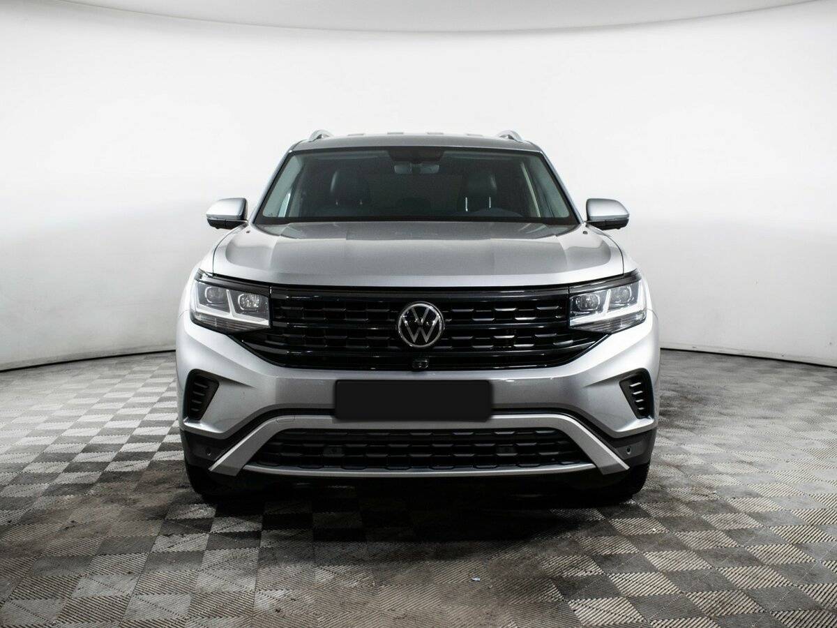 Volkswagen Teramont 2021 года с пробегом. Фото: #1