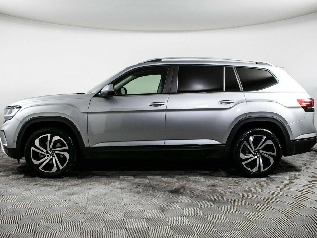 Volkswagen Teramont 2021 года с пробегом. Фото: #3