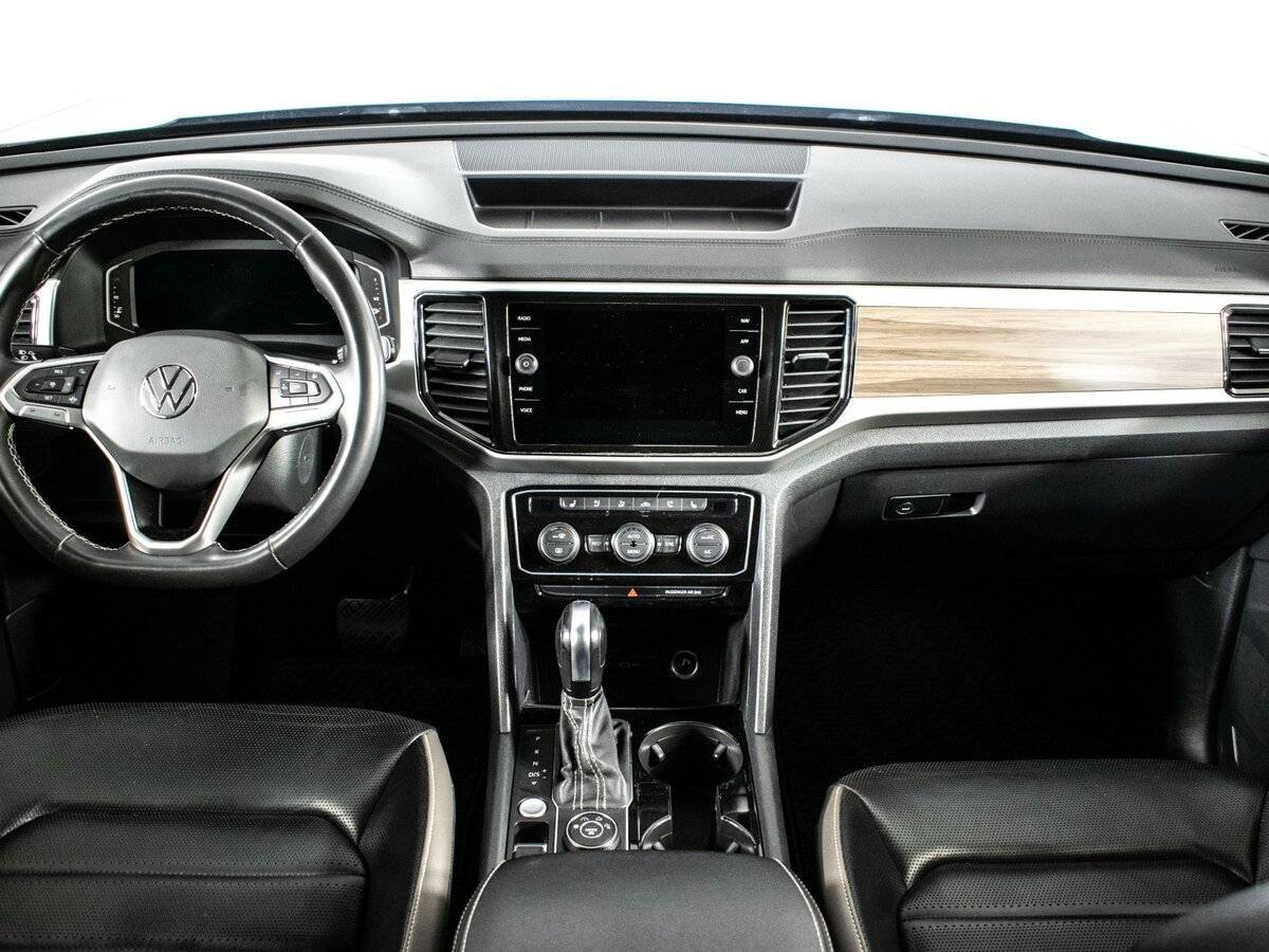 Volkswagen Teramont 2021 года с пробегом. Фото: #6