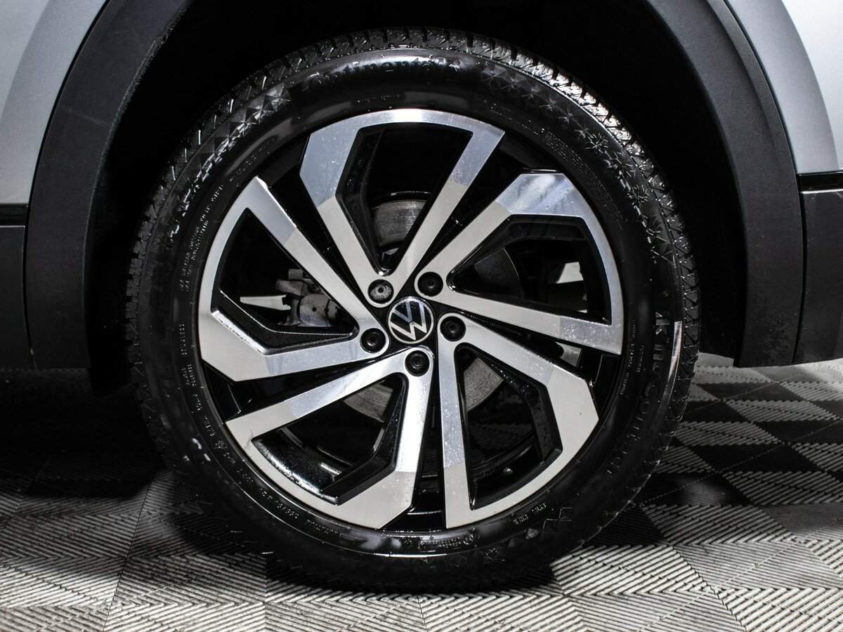 Volkswagen Teramont 2021 года с пробегом. Фото: #14