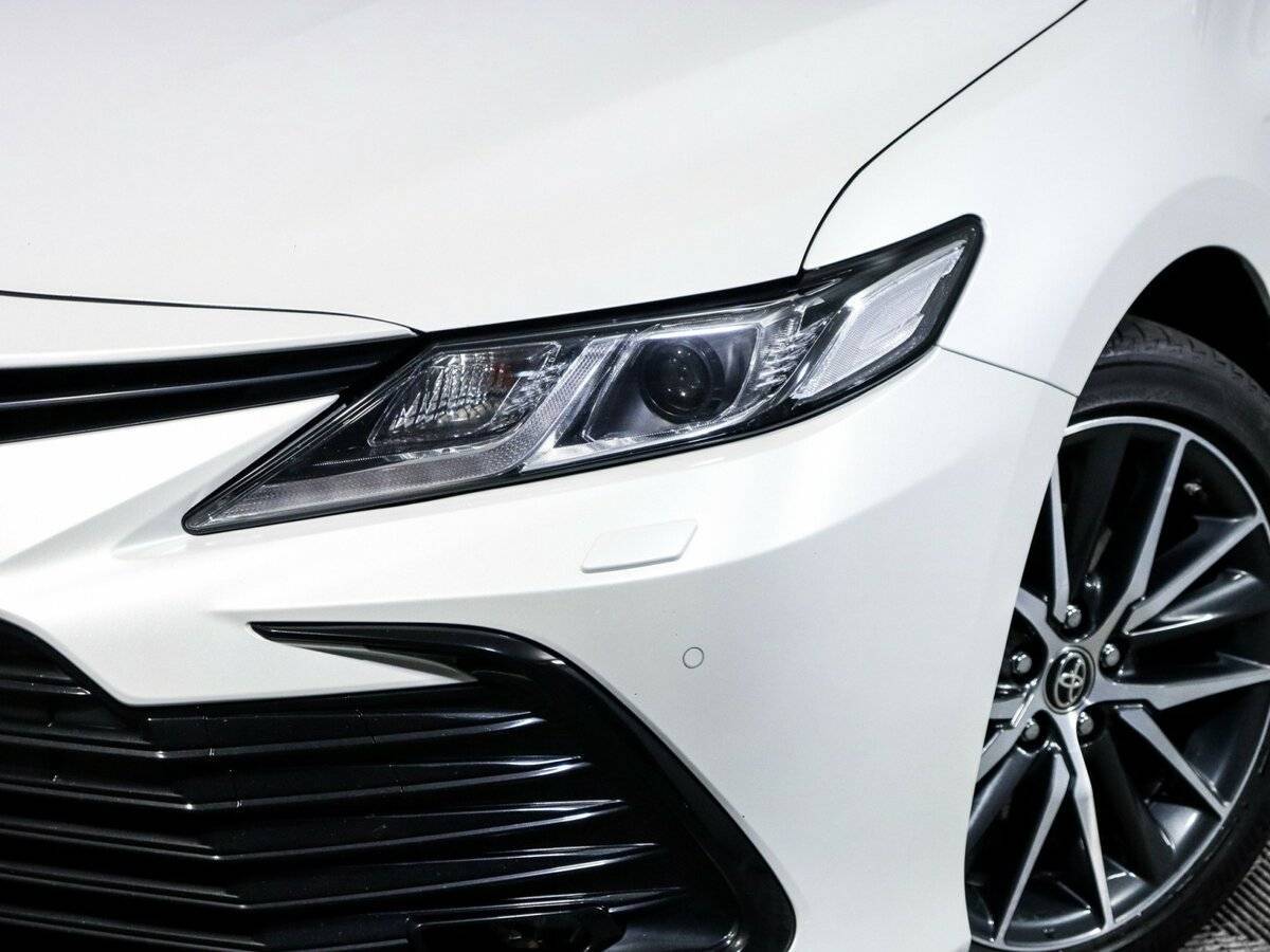 Toyota Camry 2021 года с пробегом. Фото: #12