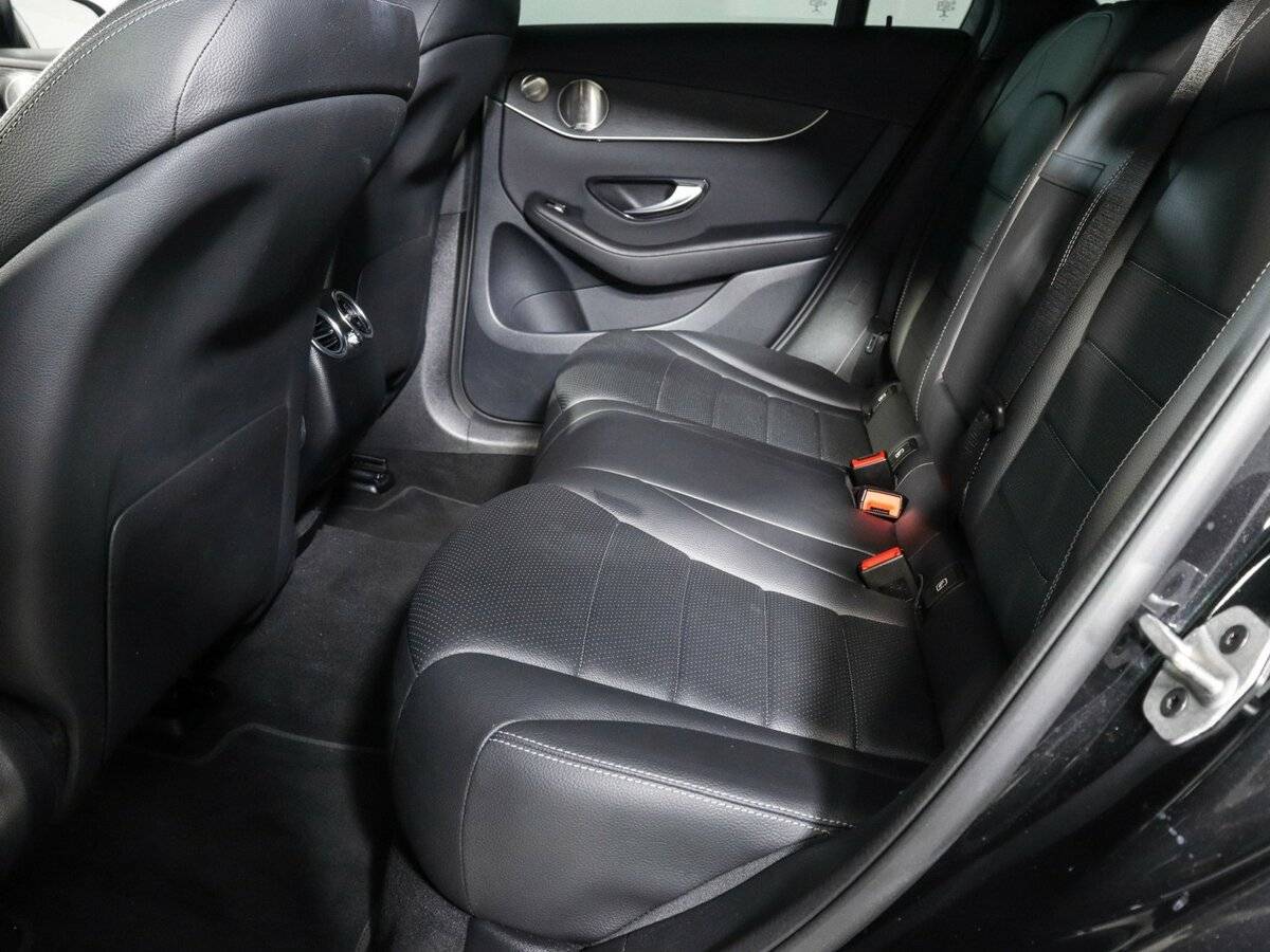 Mercedes-Benz GLC Coupe 2021 года с пробегом. Фото: #5