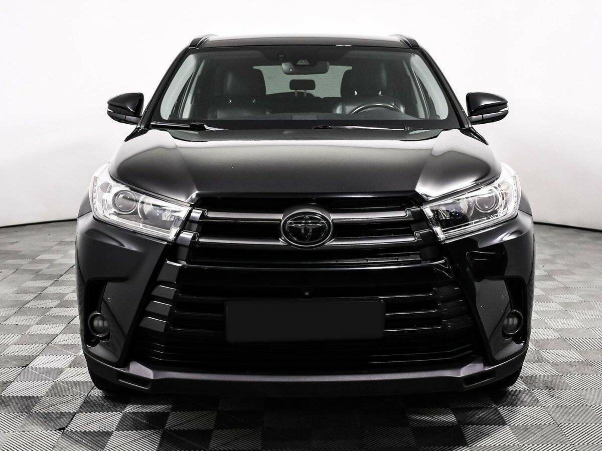 Toyota Highlander 2019 года с пробегом. Фото: #1