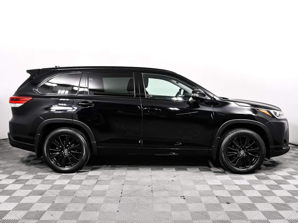 Toyota Highlander 2019 года с пробегом. Фото: #3