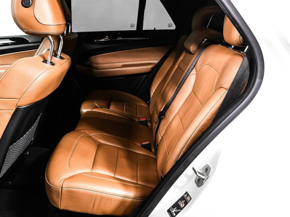 Mercedes-Benz GLE 2015 года с пробегом. Фото: #12