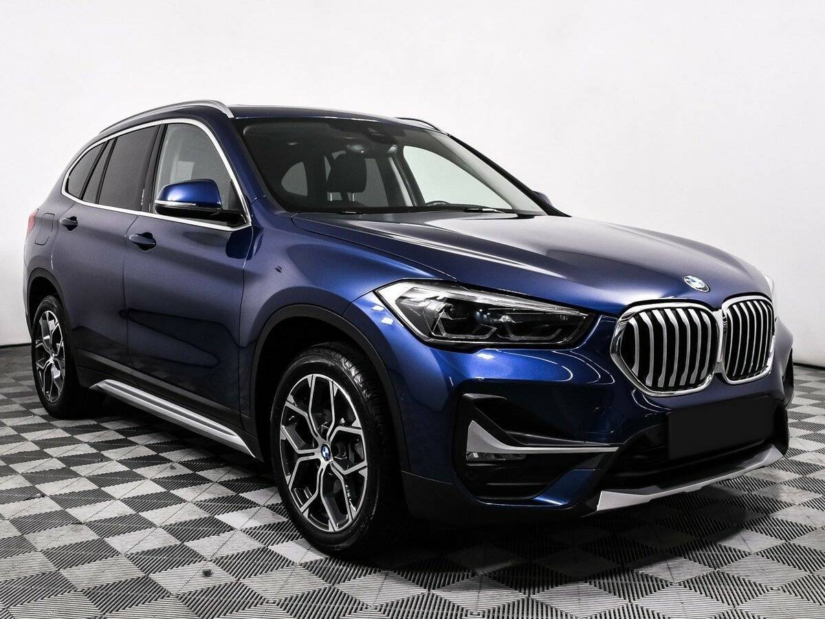 BMW X1 2021 года с пробегом. Фото: #2
