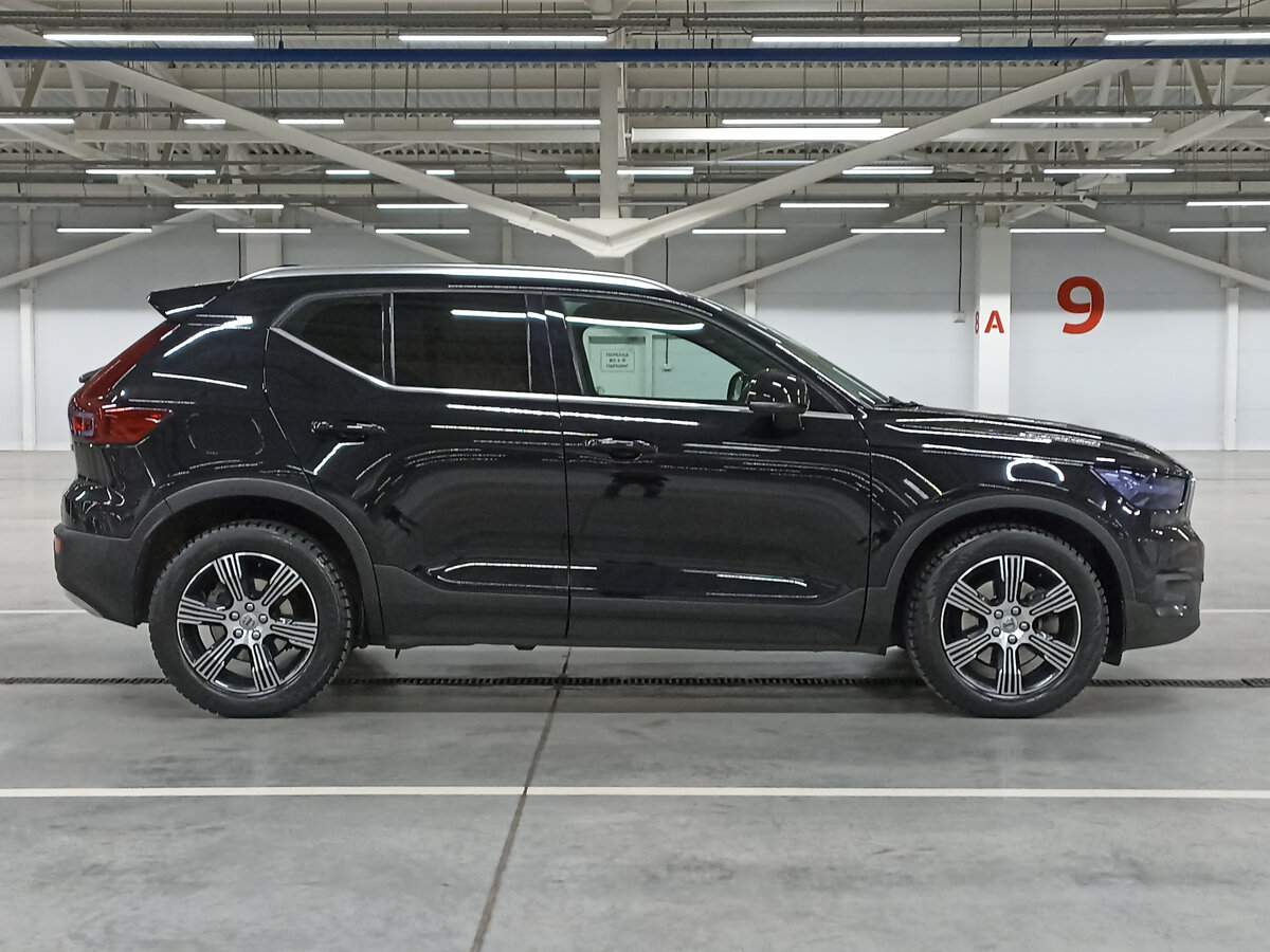Volvo XC40 2021 года с пробегом. Фото: #3