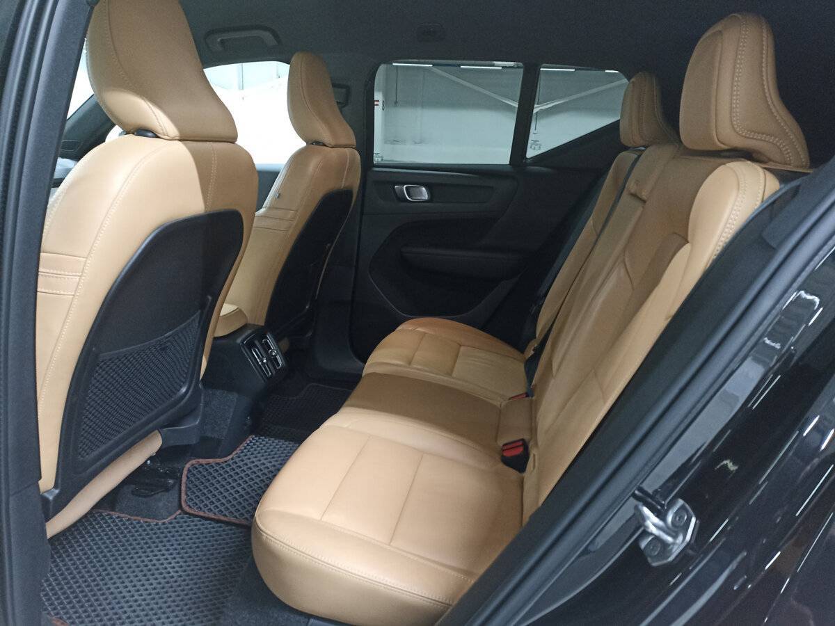 Volvo XC40 2021 года с пробегом. Фото: #11