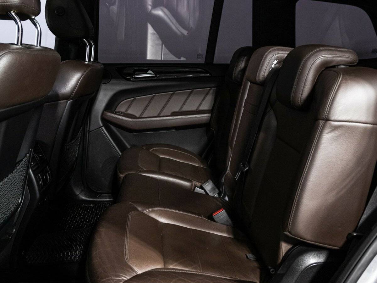 Mercedes-Benz GL-Класс 2015 года с пробегом. Фото: #9