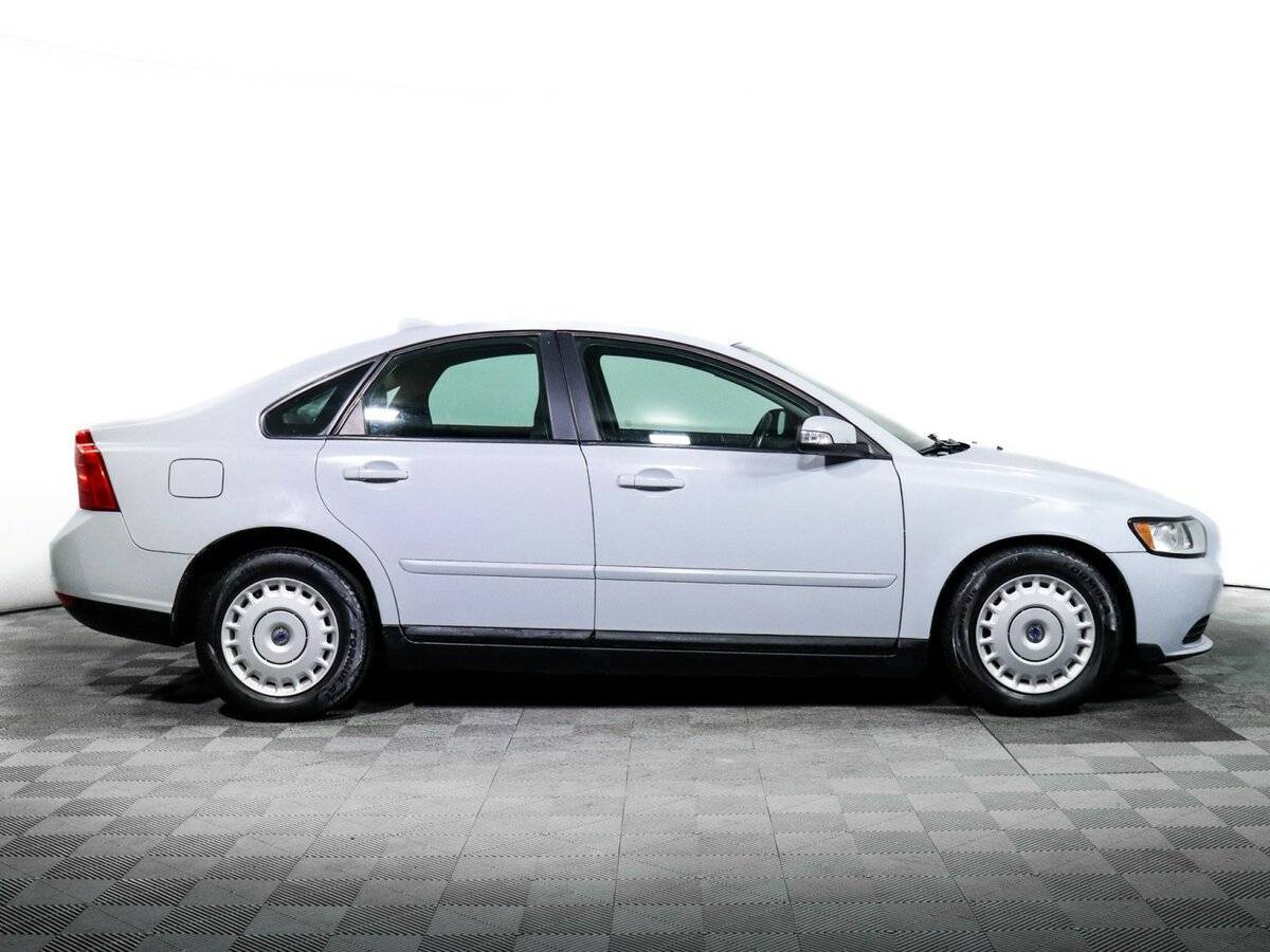 Volvo S40 2007 года с пробегом. Фото: #2