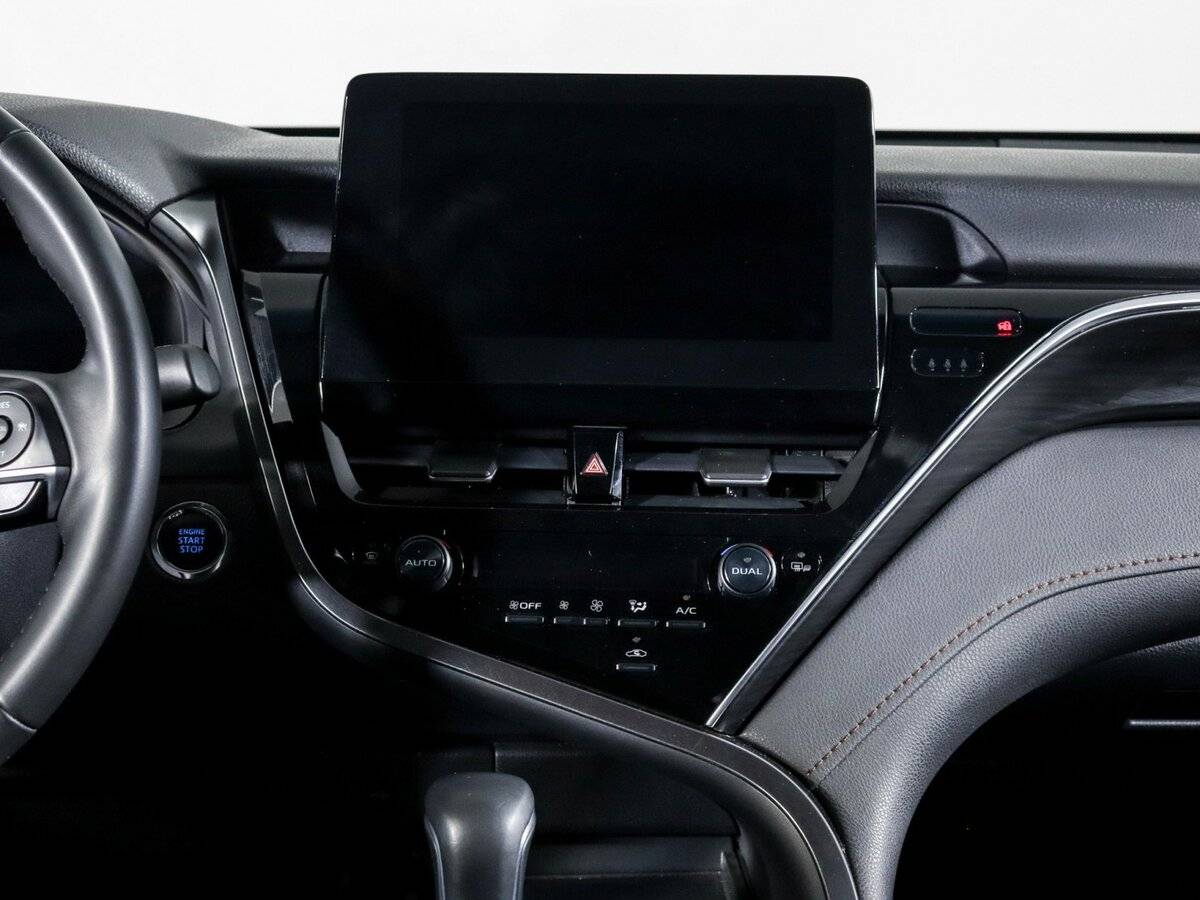 Toyota Camry 2023 года с пробегом. Фото: #12