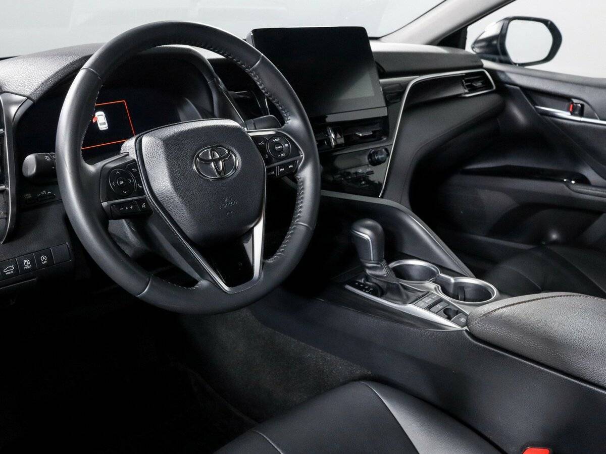 Toyota Camry 2023 года с пробегом. Фото: #13