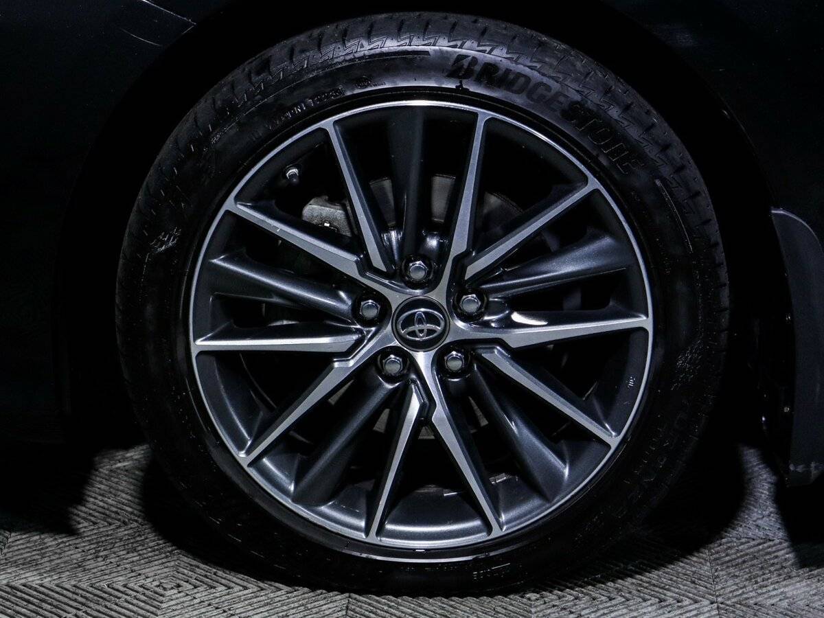 Toyota Camry 2023 года с пробегом. Фото: #14