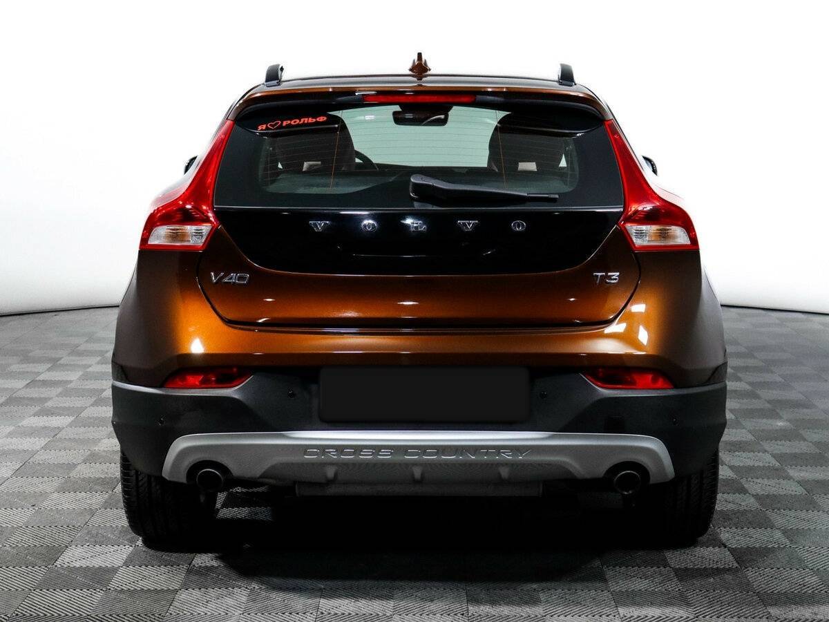 Volvo V40 Cross Country 2018 года с пробегом. Фото: #5