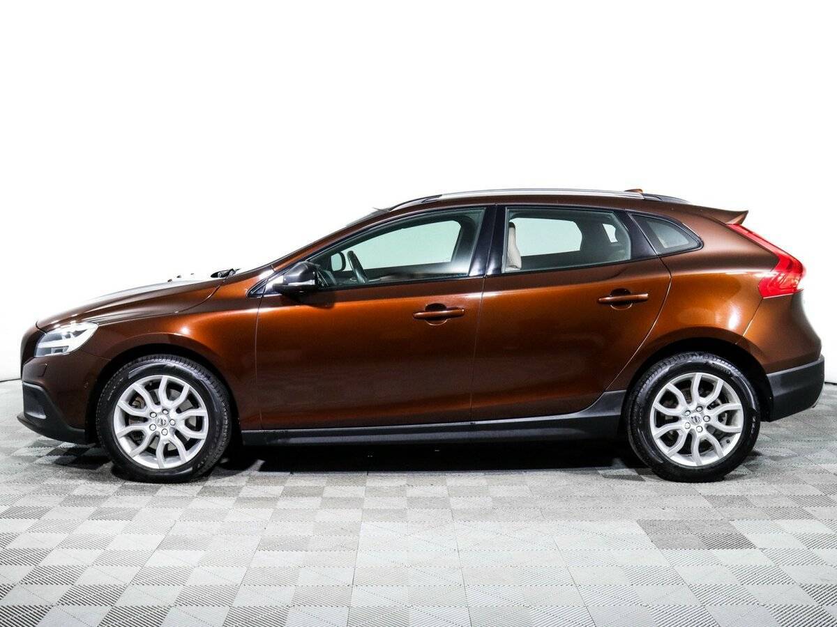 Volvo V40 Cross Country 2018 года с пробегом. Фото: #7