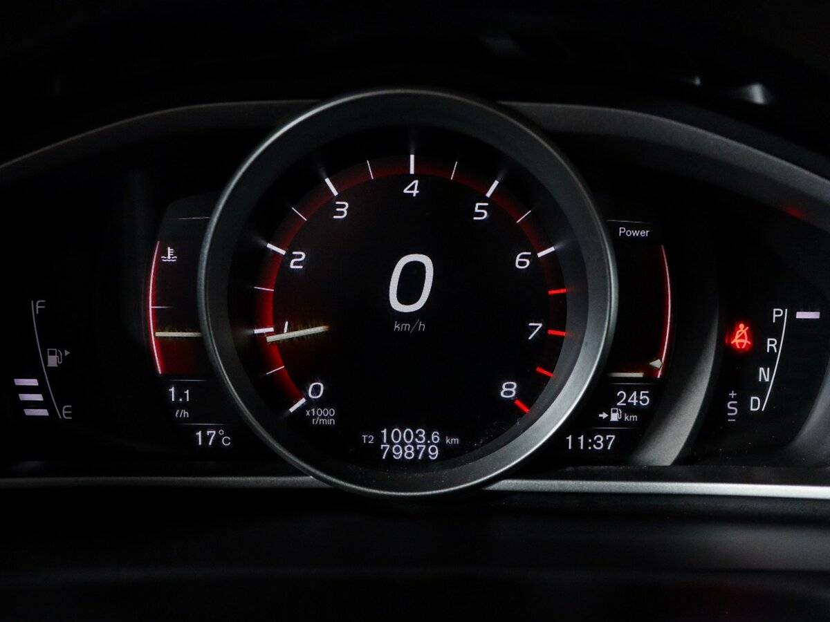 Volvo V40 Cross Country 2018 года с пробегом. Фото: #10