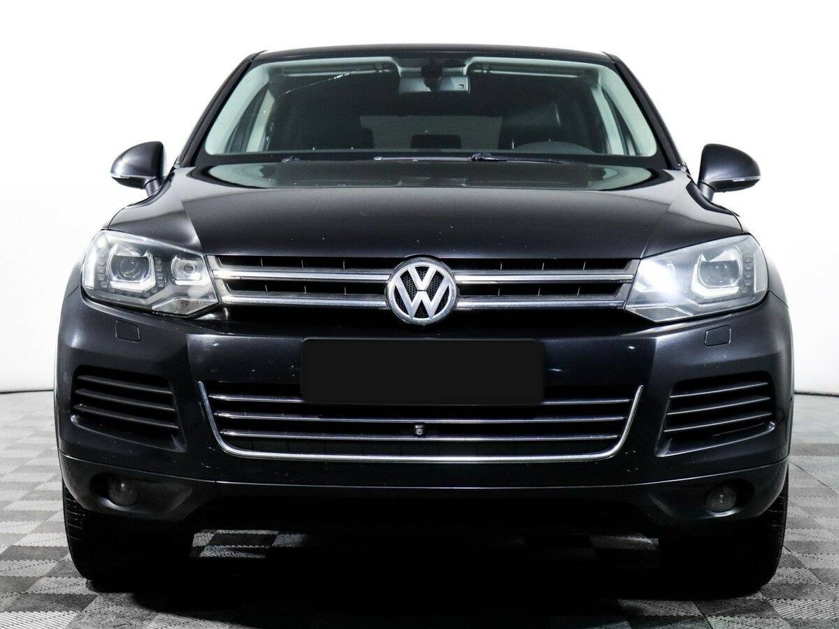 Volkswagen Touareg 2010 года с пробегом. Фото: #1