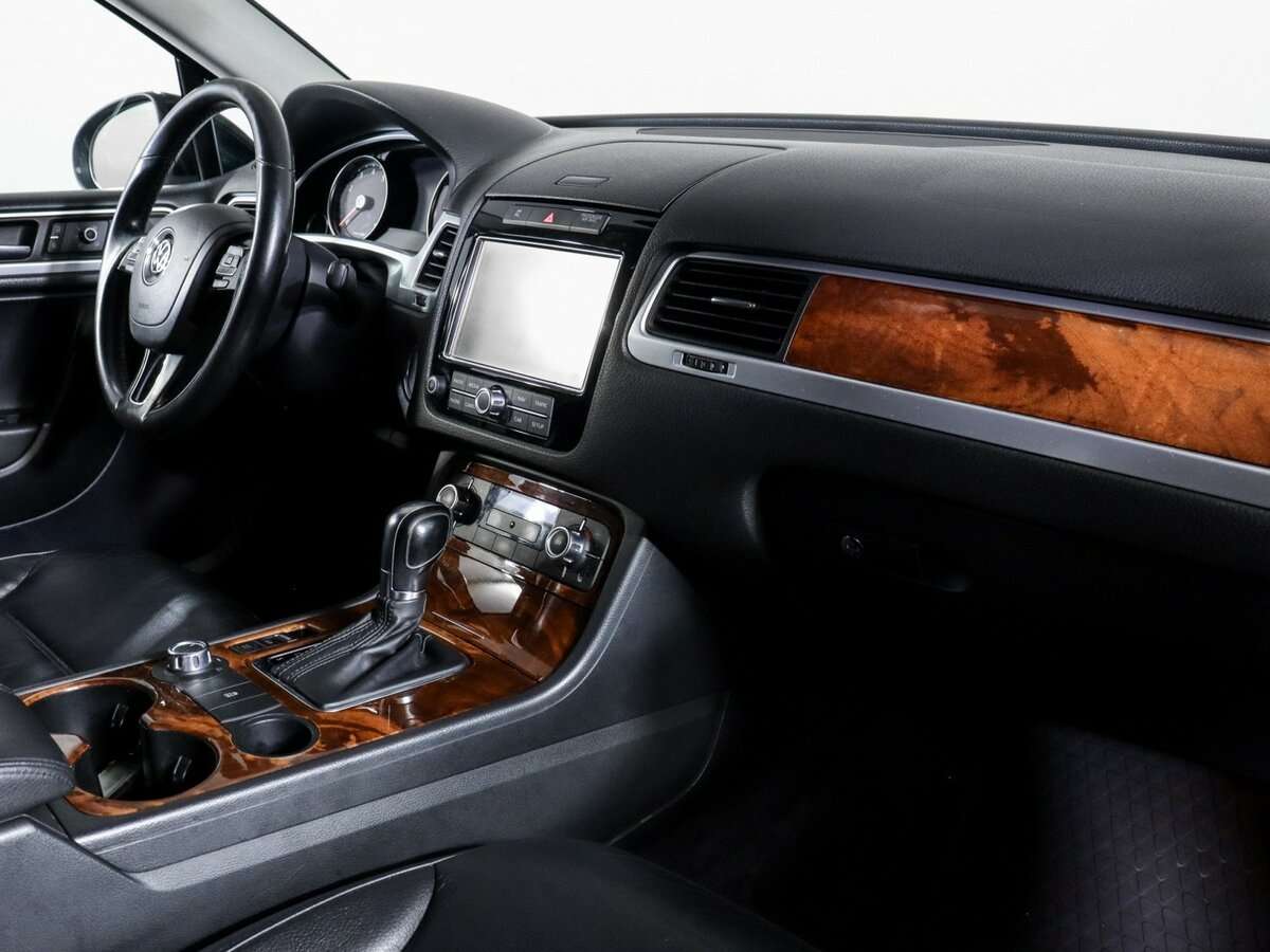 Volkswagen Touareg 2010 года с пробегом. Фото: #8