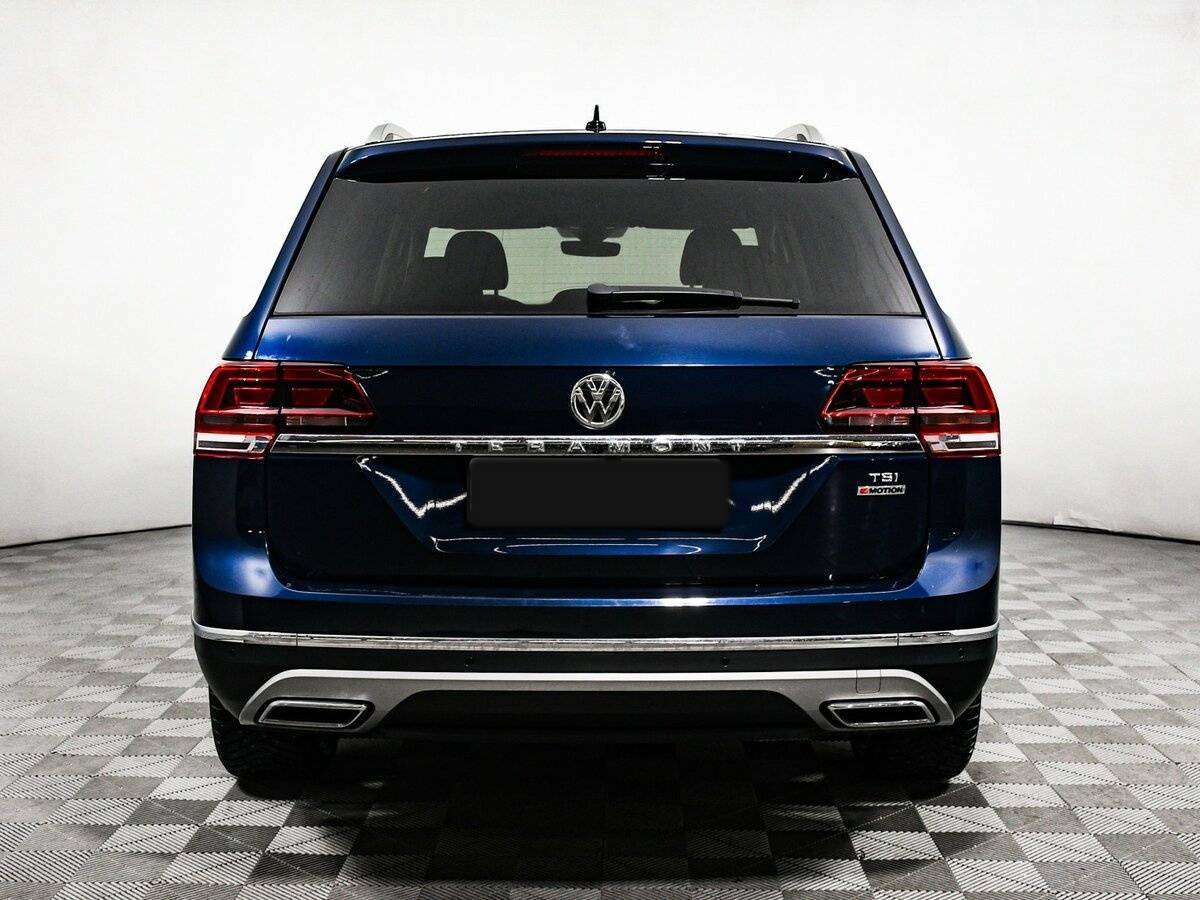 Volkswagen Teramont 2018 года с пробегом. Фото: #4