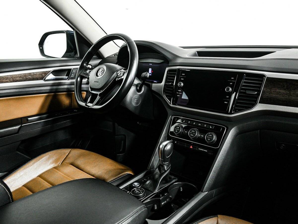 Volkswagen Teramont 2018 года с пробегом. Фото: #6